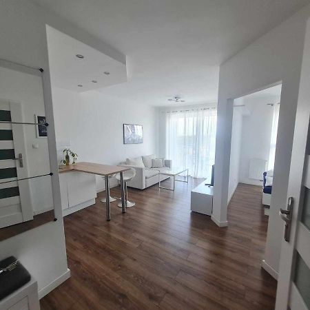 Apartament Sunrise Poznan - Self Check-In 24H Экстерьер фото